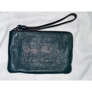Coach Leather Horse And Carriage Zip Wristlet Forest green